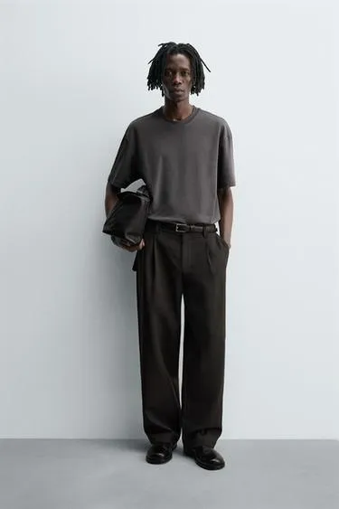 Футболка RELAXED FIT из ткани интерлок- Заказать в России