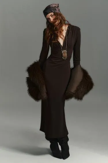 Платье миди со сборками