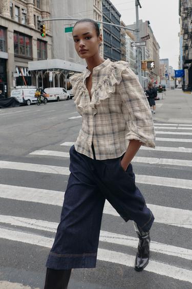 Zara Рубашка в клетку с воланами купить с доставкой.