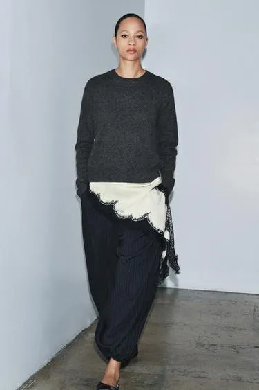 Брюки-бананы с полосками ZW в коллекции- Заказать в России