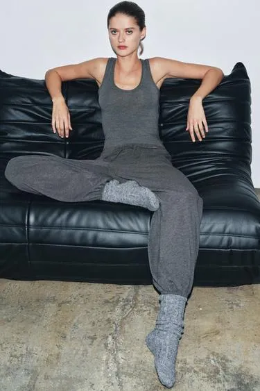 Брюки бомбачи на шнурках