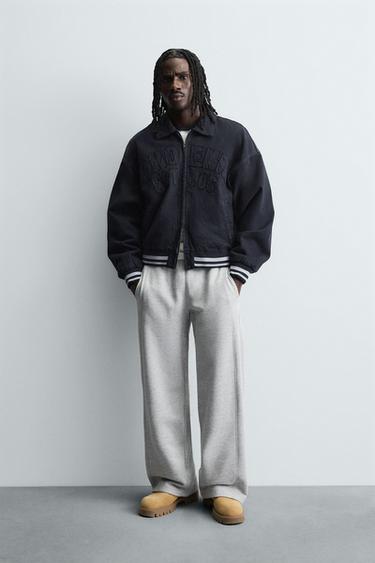 Zara Бомбер с нашивками