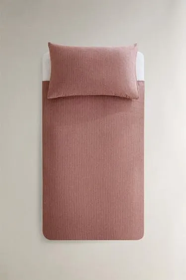 Детское покрывало на подушку с рождественской полоской- Заказать в России