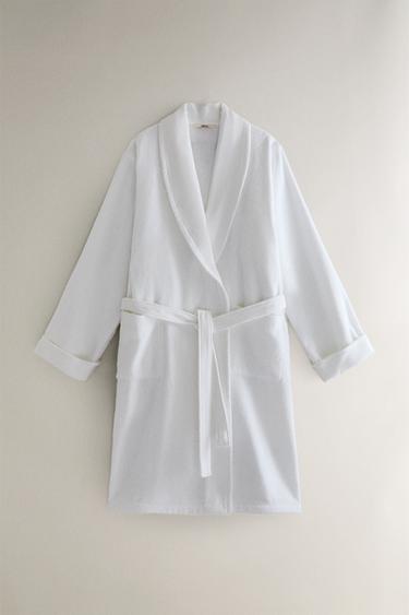 Zara Халат из хлопка с отделкой из ткани аппликацией купить с доставкой.
