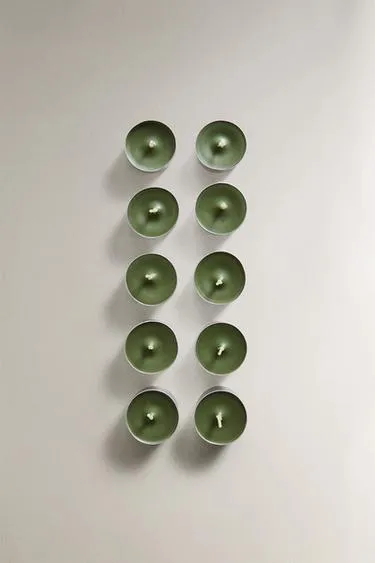 Пачка ароматизированных чайных свечек с ароматом базилика (упаковка из 8 штук)