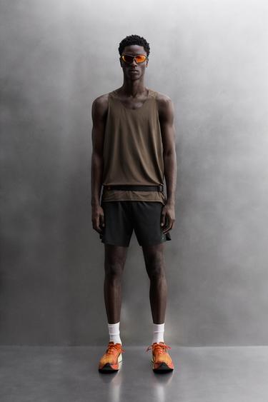 Zara Базовые спортивные шорты