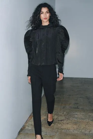 Жатая блузка с объемными рукавами — ZW COLLECTION- Заказать в России