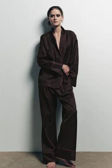 Рубашка в пижамном стиле в полоску с контрастными деталями- Заказать в России