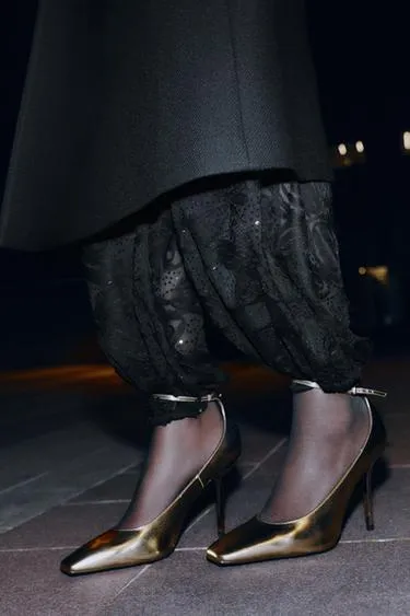 Туфли на высоком каблуке с металлическим блеском- Заказать в России