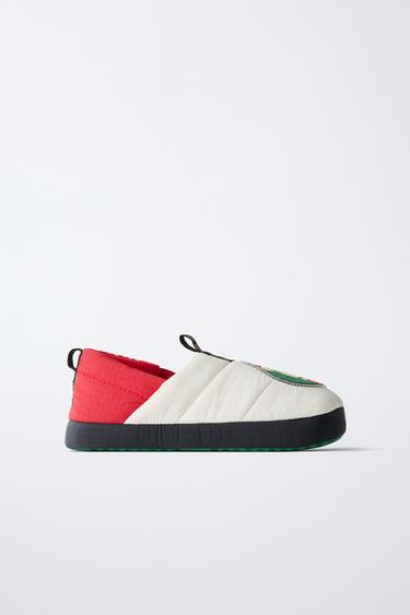 Zara Домашние тапочки THE SIMPSONS ™ MATT GROENING