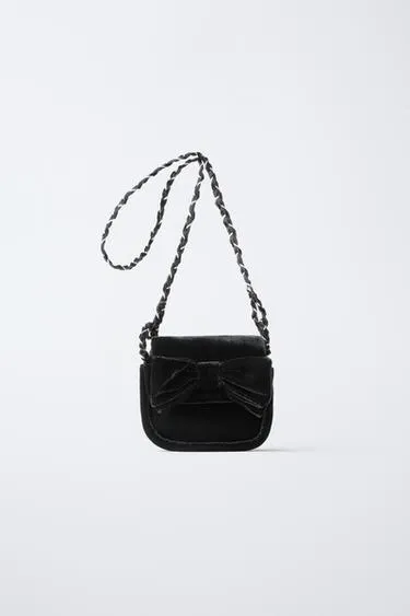 Сумка с плечевым ремнем из бархата с бантом