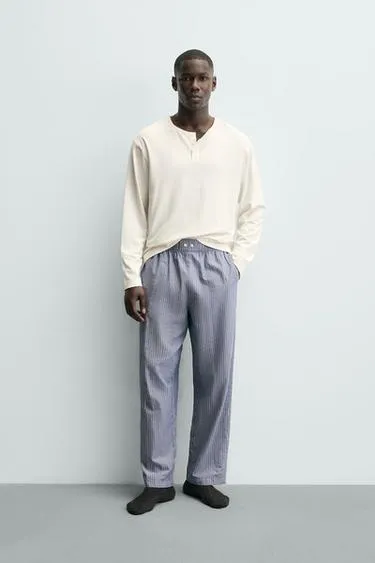 Контрастная пижама из струящейся ткани- Заказать в России