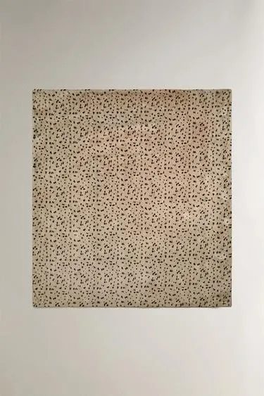 Плед из искусственного меха с животным принтом