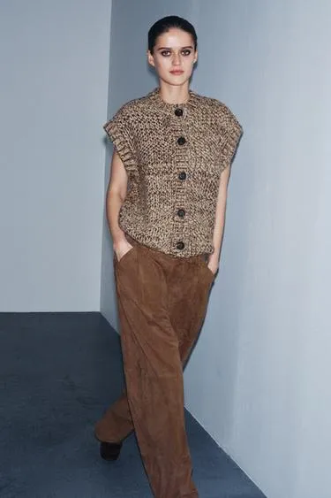 Жилет крупной вязки