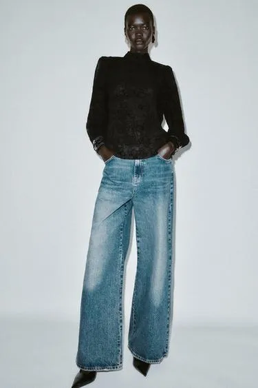 Блуза из полупрозрачной ткани с бантом и бархатом- Заказать в России