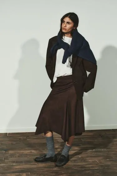 Асимметричная юбка-миди из замшевидного материала- Заказать в России