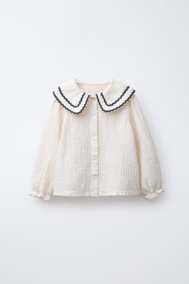 Рубашка из рельефной ткани с контрастным волнистым воротником- Заказать в России