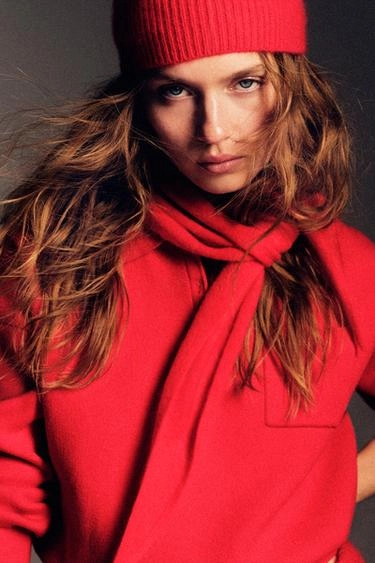 Шапка из шерсти и кашемира с ребристой вязкой- Заказать в России