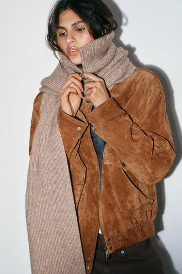 Трикотажный шарф с воротником-стойкой- Заказать в России