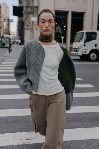 Кардиган из двух слоев