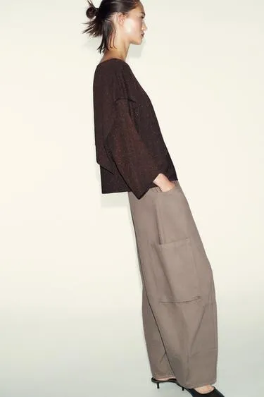 Трикотажный свитер-накидка с блестящей нитью