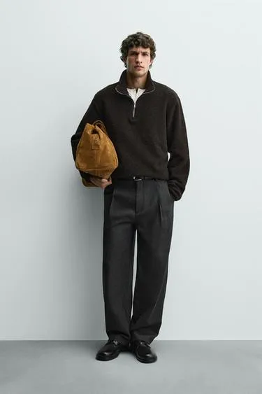 Свитшот с квартальной молнией из искусственного меха- Заказать в России