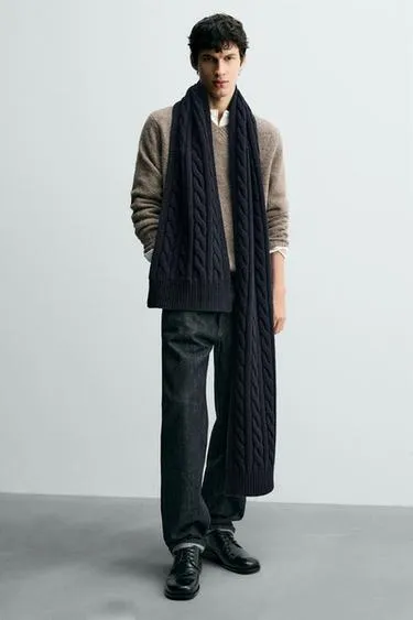 Шарф с косами из 100% шерсти