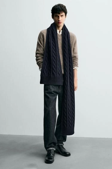 Шарф из шерсти с косынкой