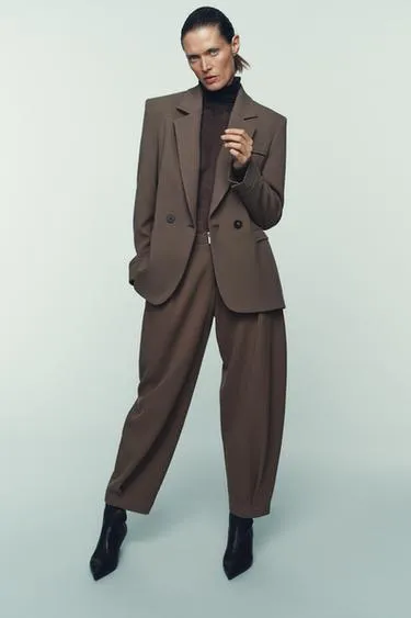 Двубортный блейзер с подплечниками