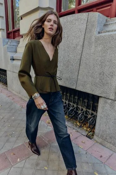 Кардиган с поясом