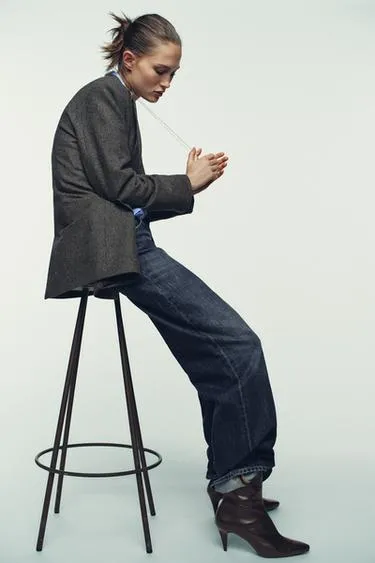 Кожаные ботильоны на каблуке