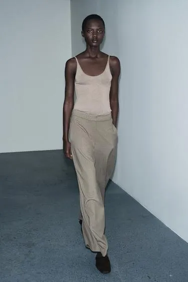 Майка на бретелях