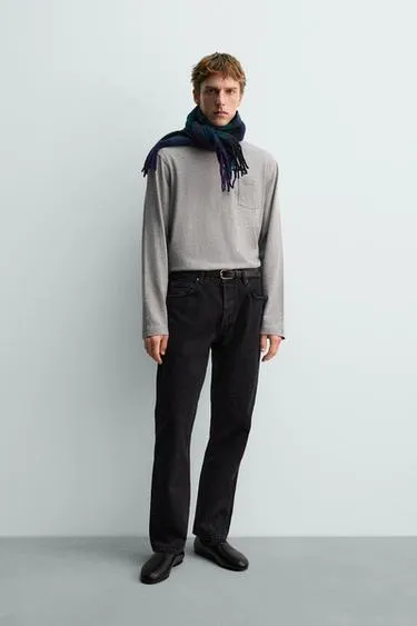 Футболка с длинными рукавами и нагрудным карманом AARON LEVINE X ZARA