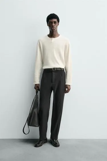 Футболка с воротником из ткани вафельного плетения