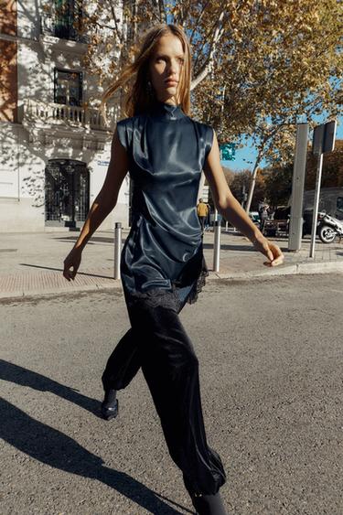 Zara Мини-платье из атласа с кружевными деталями