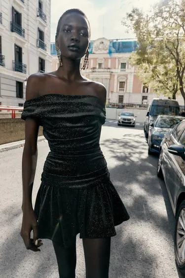 Бархатное мини-платье с блёстками- Заказать в России