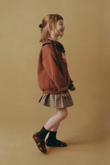 Толстовка с нашивкой SYLVANIAN FAMILIES ®- Заказать в России