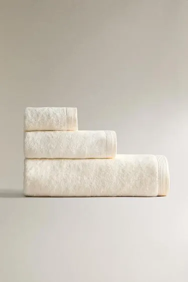 Полотенце для ванны из шелково-хлопковой смеси (600 г/м²)