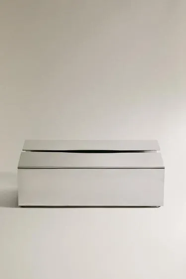 Блестящий металлический кулек для салфеток