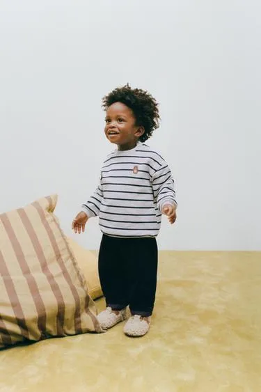 Толстовка в полоску с вышитым медведем- Заказать в России