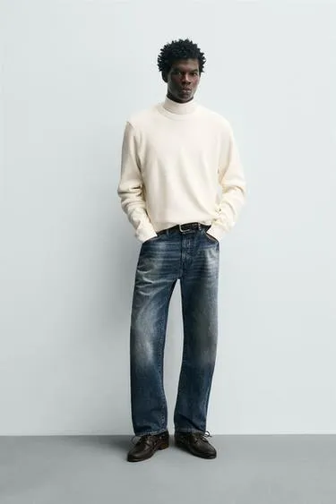 Футболка из рельефного трикотажа