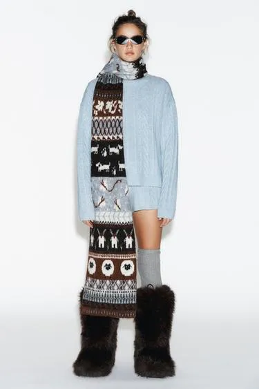 Шарф с узором из трикотажа- Заказать в России