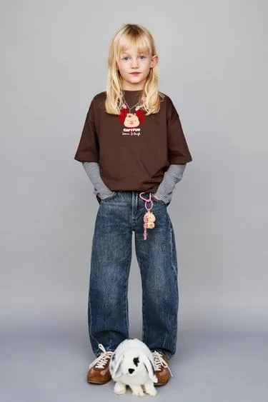 Футболка CAPIBARA CAPYFUN © с рельефным принтом- Заказать в России