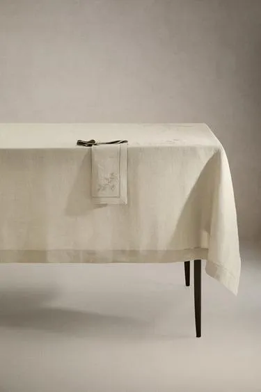 Льняной скатерть с цветочной вышивкой- Заказать в России