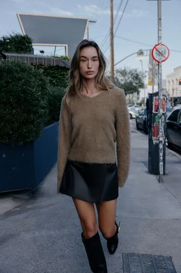 Свитер из ворсистого трикотажа- Заказать в России