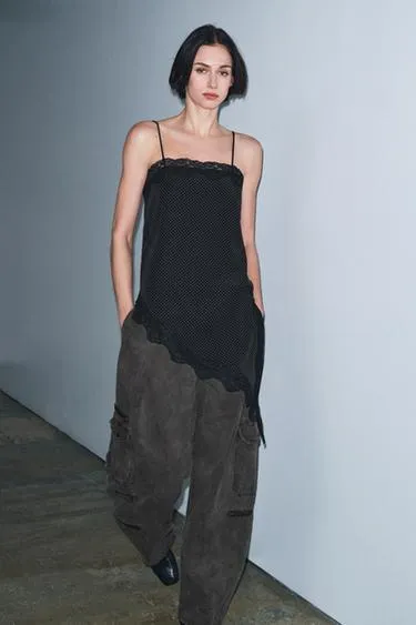 Асимметричный топ в горошек из коллекции ZW