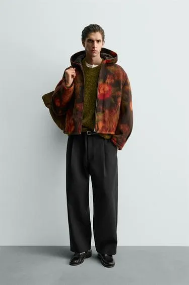 Куртка свободного кроя с капюшоном