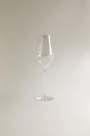 Простой хрустальный флейтовый бокал