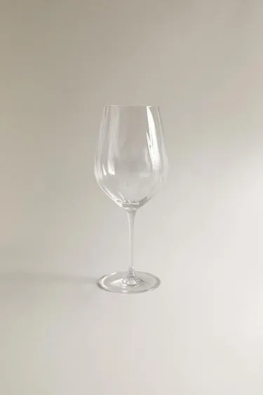 Бокал из кристалла с рельефным узором