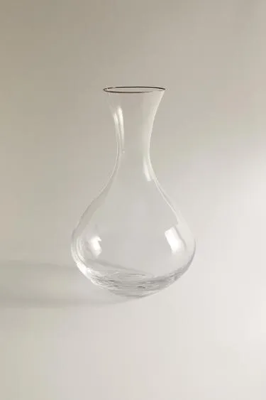 Стеклянная бутылка с кристаллическим золотым краем